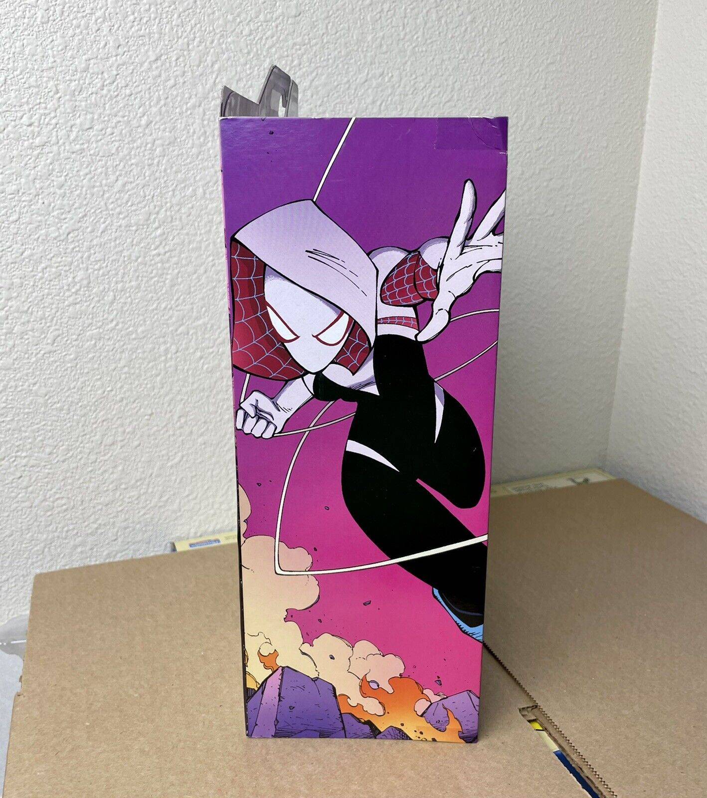 Marvel Select Spider-Gwen Action Figure - Invastor