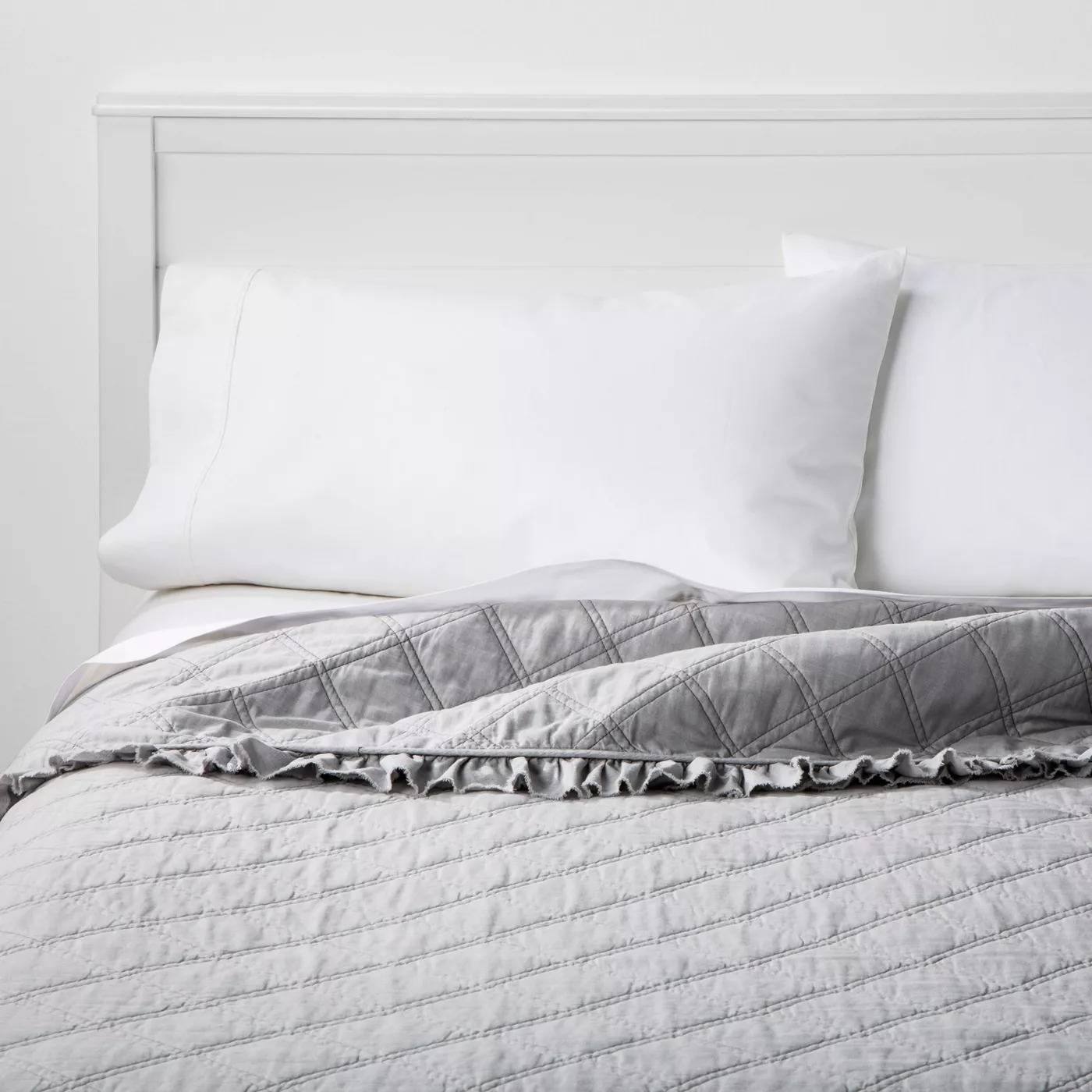 vintage washed ruffle quilt