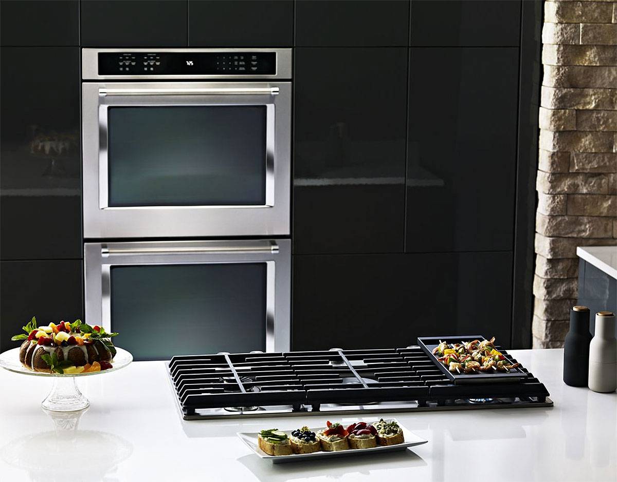 Bosch 500 Series 36-in 5 Burners Stainless Steel Gas Cooktop